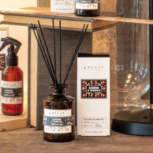 Diffusore Ambiente Cuoio e Tabacco 200ml di Helan